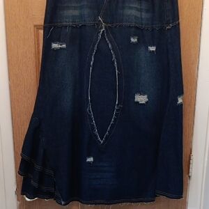 Chic A-Line Distressed Denim Skirt